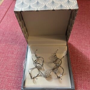 Elegant Silver Jewelry Set